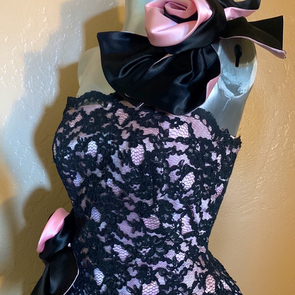 Vintage Carole Mignon Boutique Black Lace Mini Dress. SZ 4 - Picture 6 of 8